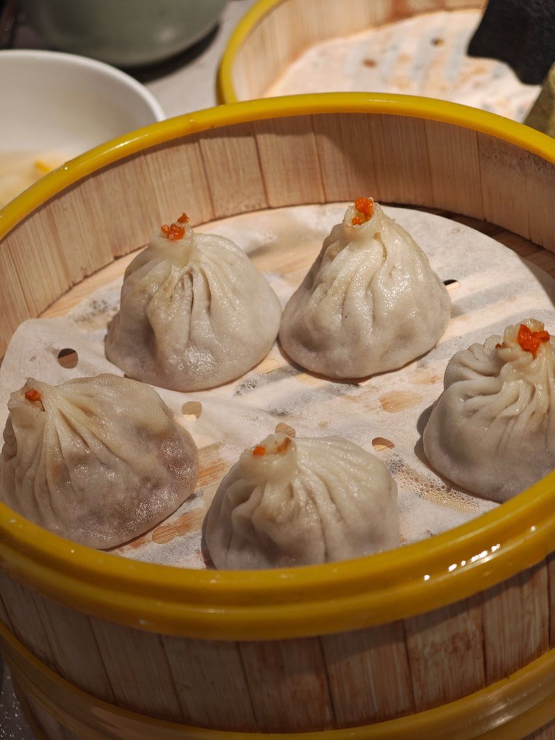 在繁忙的都市生活中,寻找一家好吃的小吃店成了不少人的日常任务。如何才能找到既美味又实惠的好去处呢?