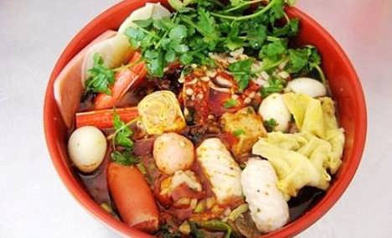 人间有味小吃店，这家藏在闹市中的小店，总是能带给人们不一样的惊喜与满足。